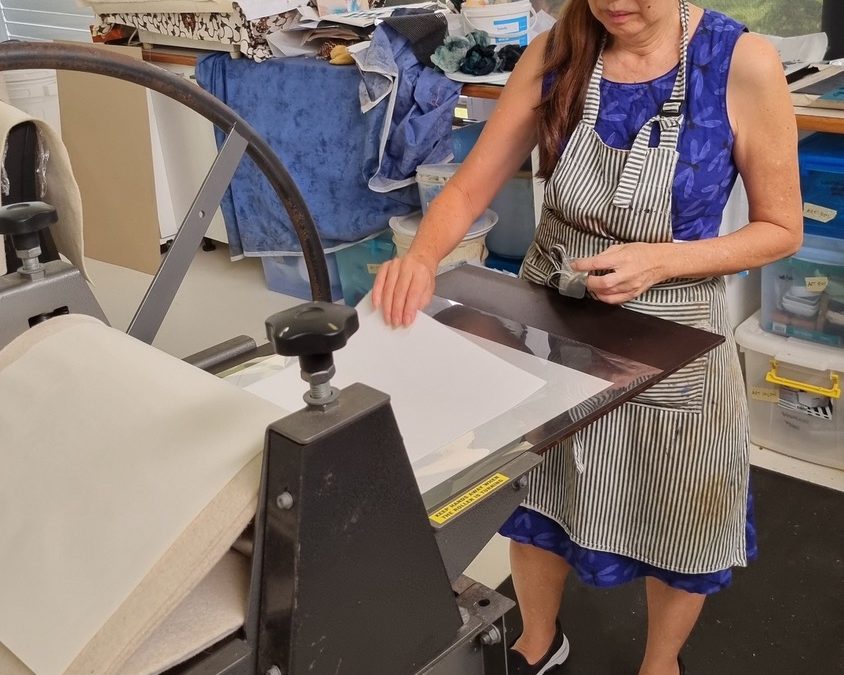 Bush Kala (Colour) – Ways of Seeing”